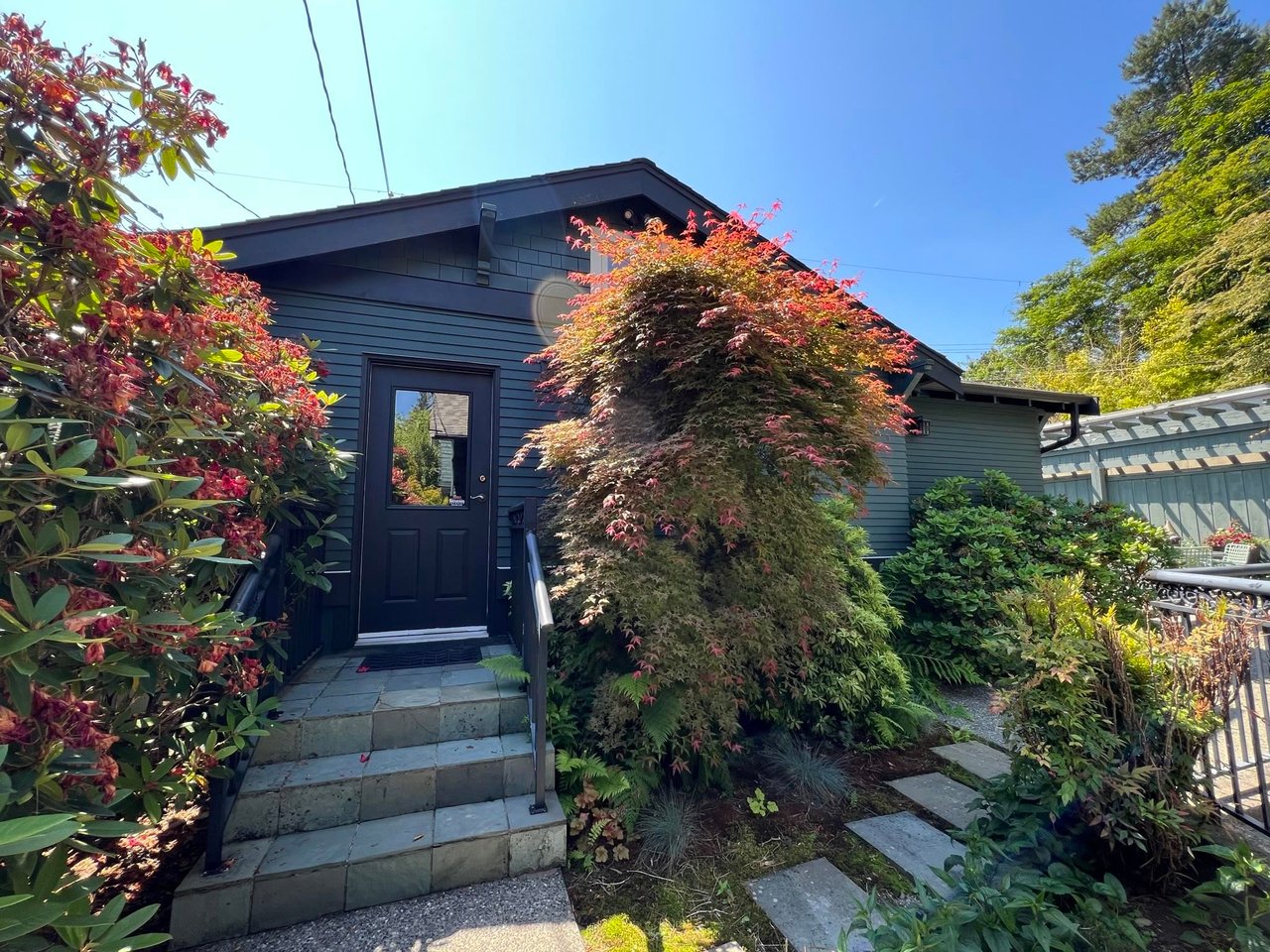1928 W 36th Ave