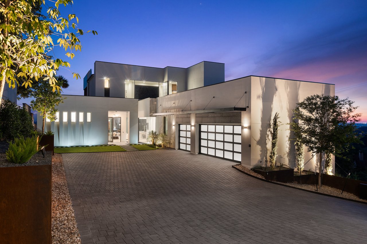 6809 Oasis Pass