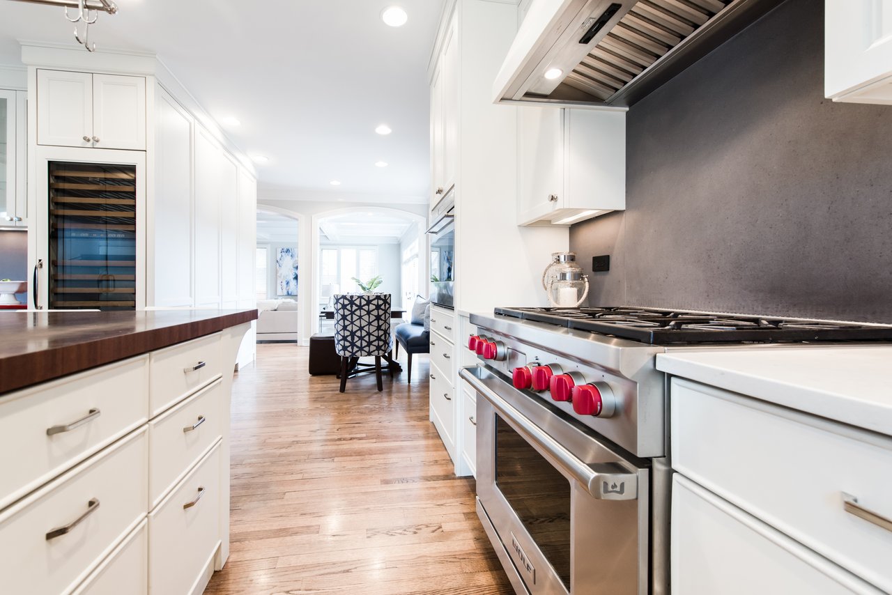 Experience Luxury Living In This Stunning Home