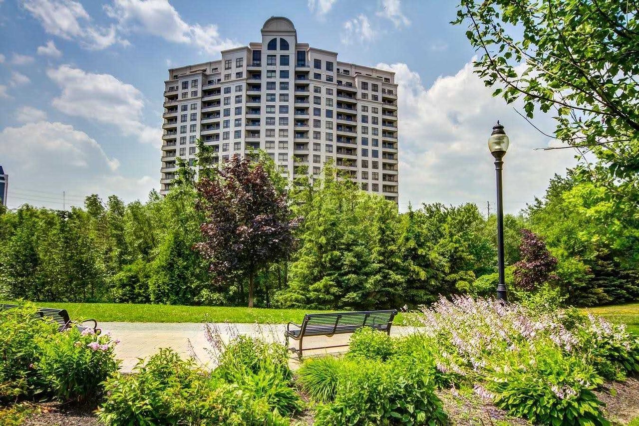 9225 Jane St, #1414