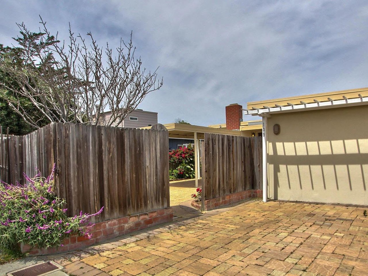 139 Dunecrest Ave