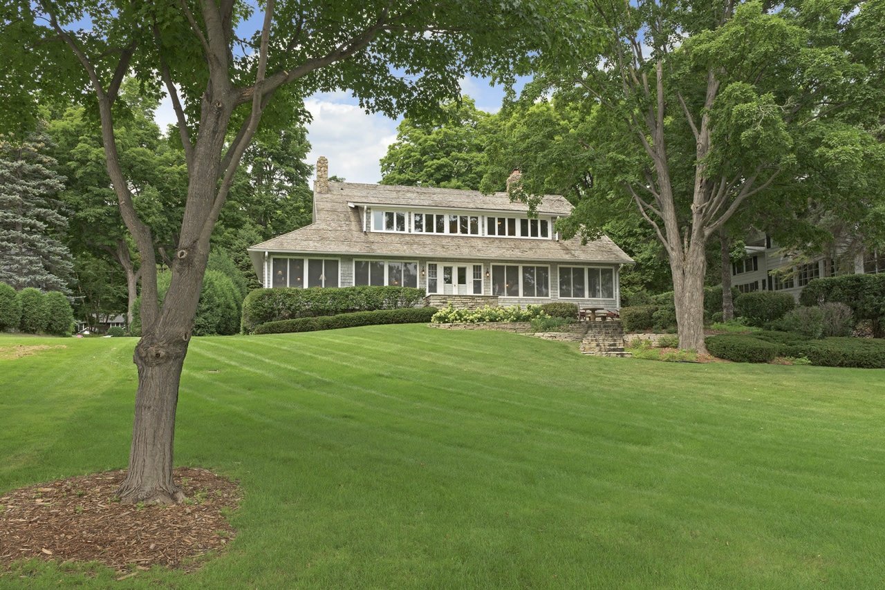 2482 Lafayette Rd