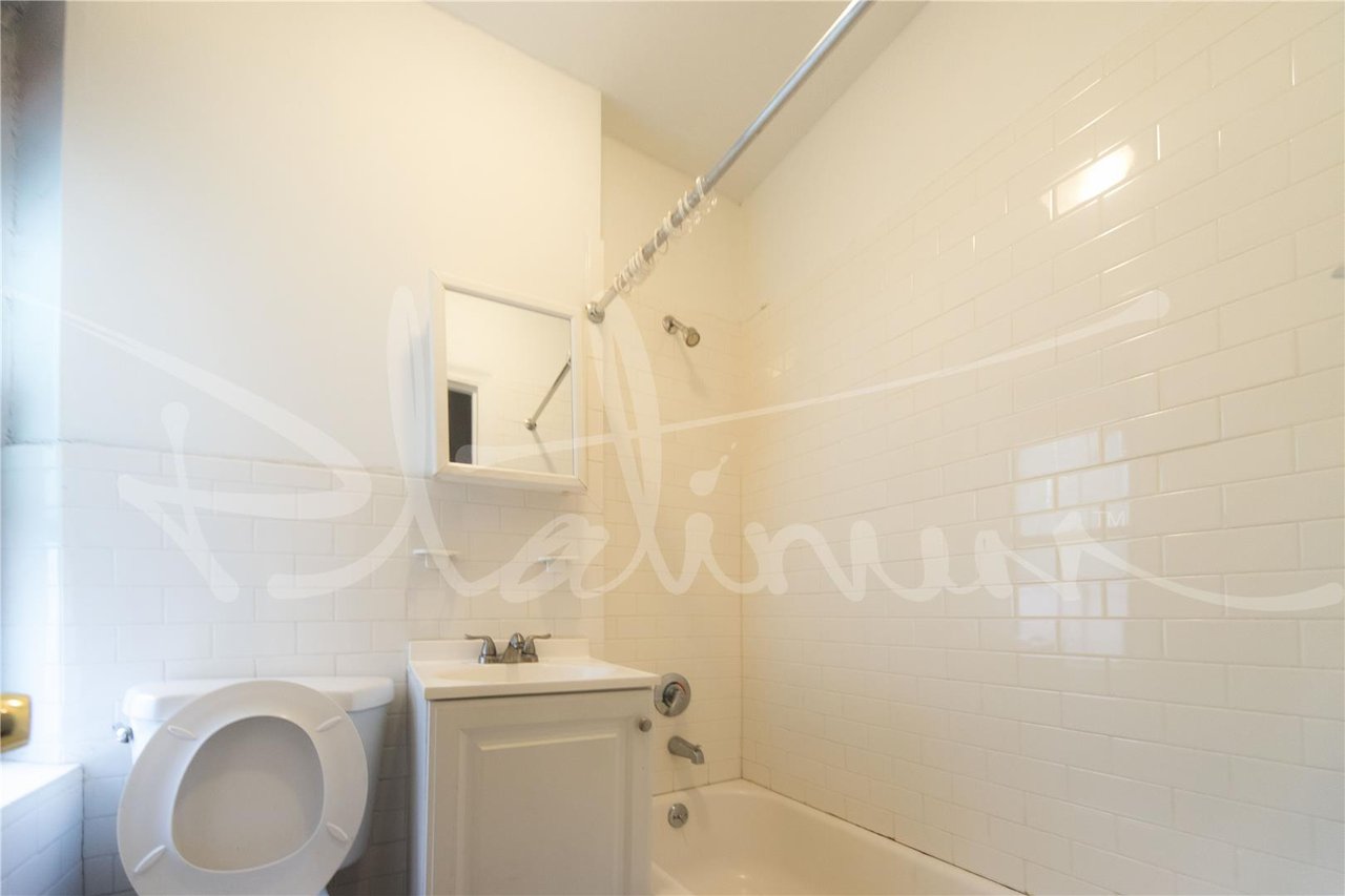 715 East 5th Street, Apt 3-D