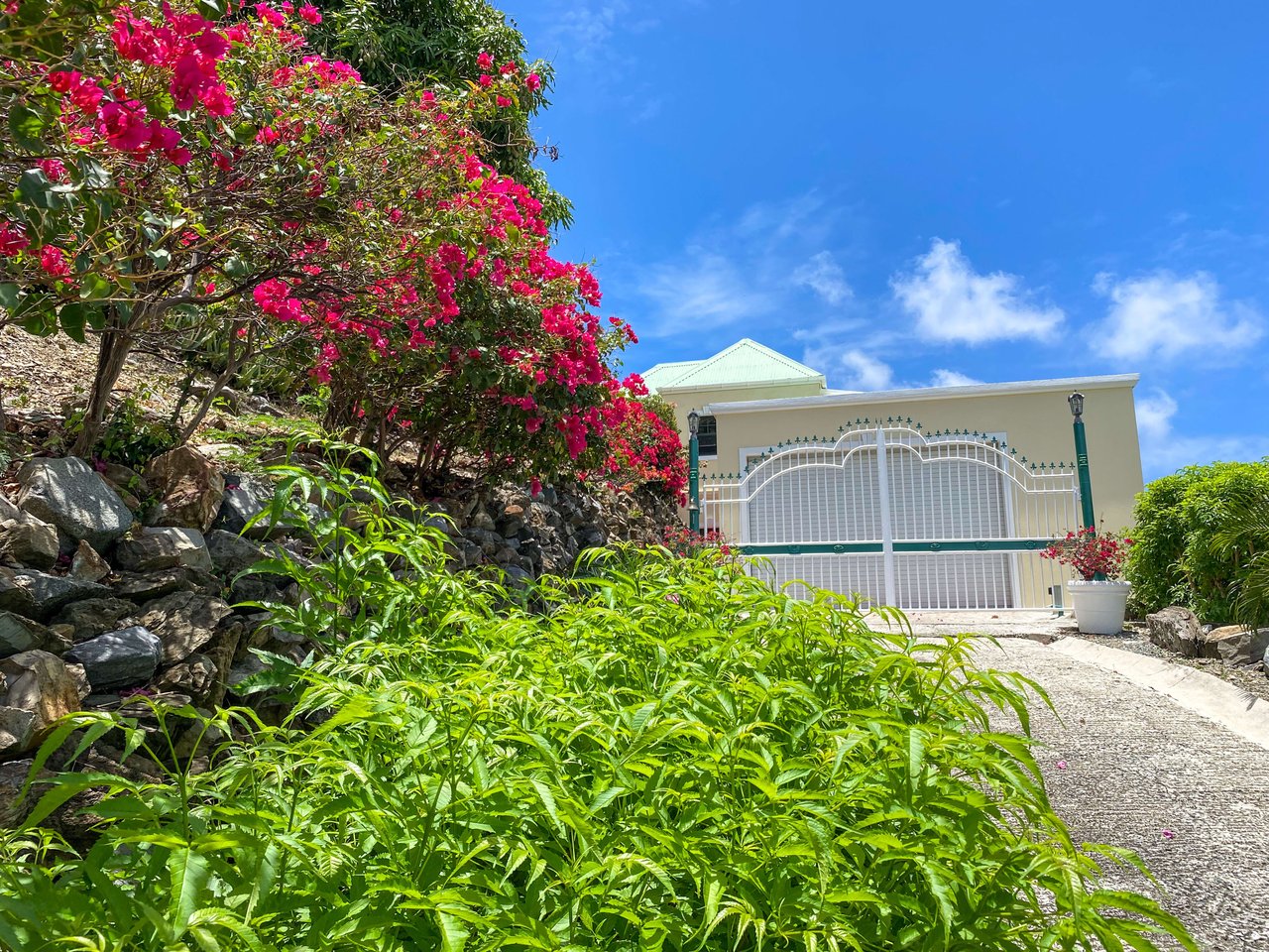 035 Villa Rosa