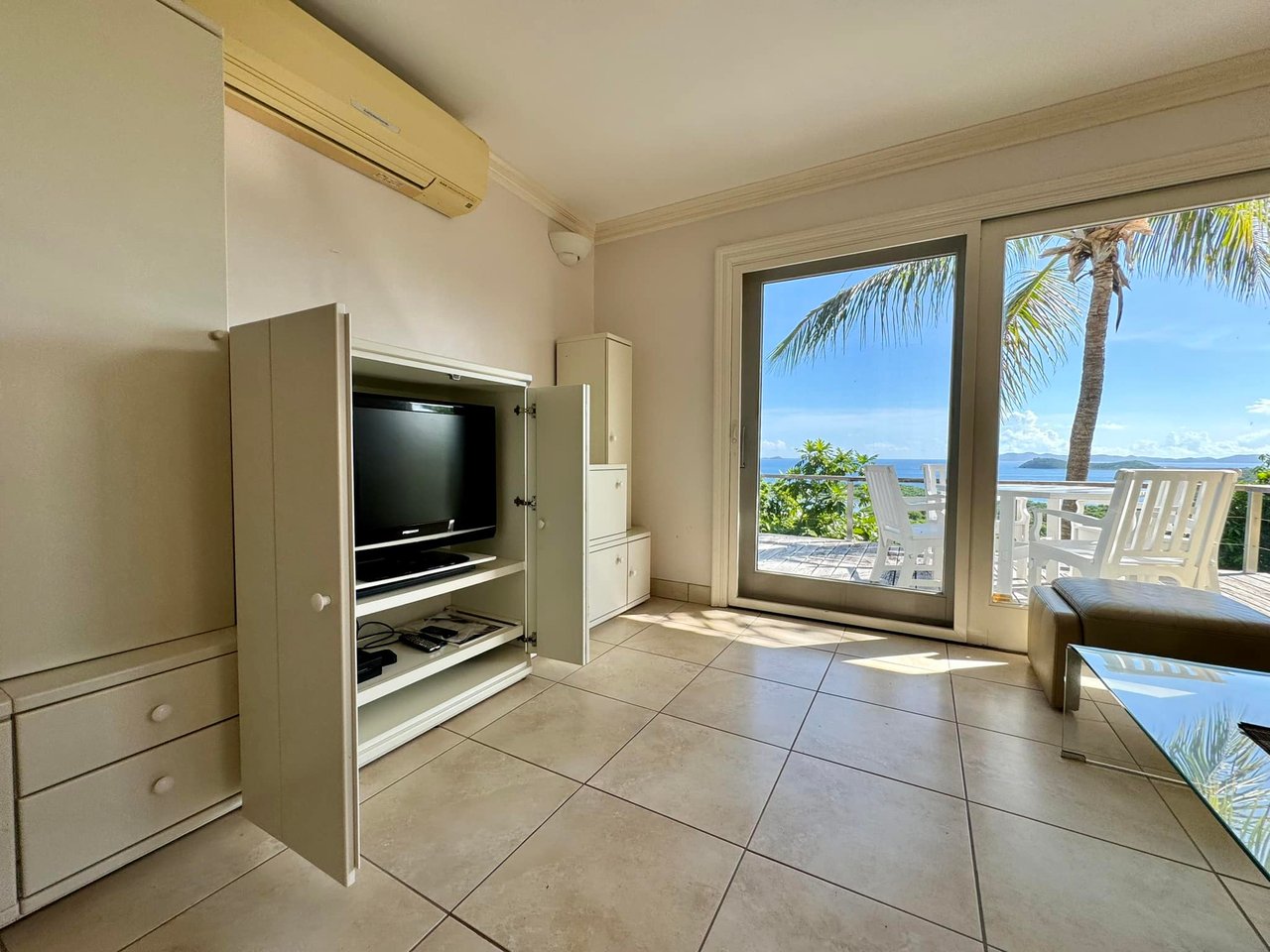 862 Little Mountain 1 Bedroom Apartment