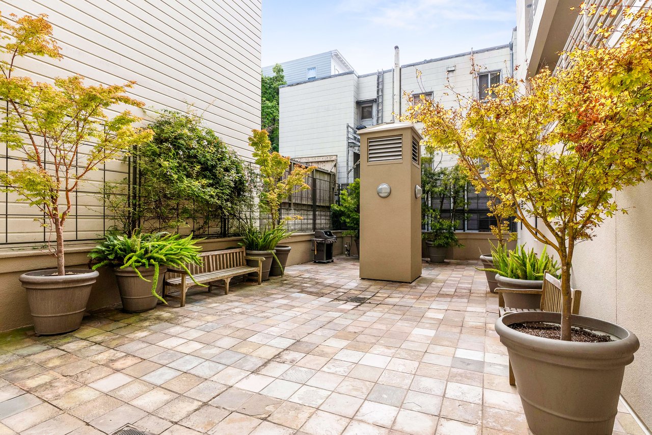 1101 Pacific Ave #203