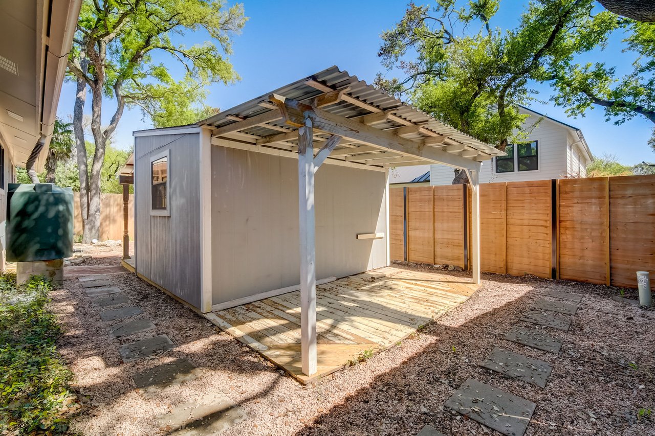 Charming Milwood Home: Updated Single-Story Gem with In-Law Plan & New Roof!