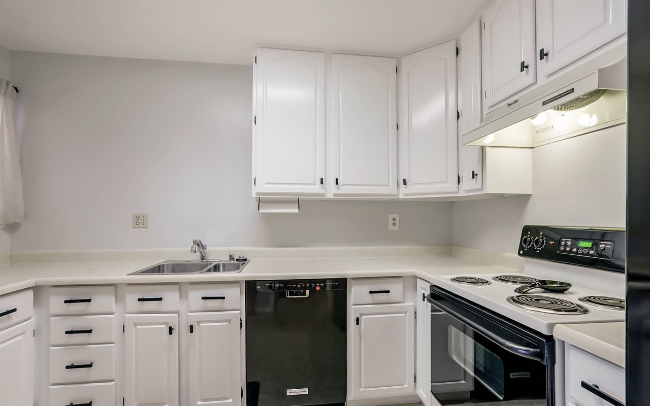 1055 N Capitol Ave, #127