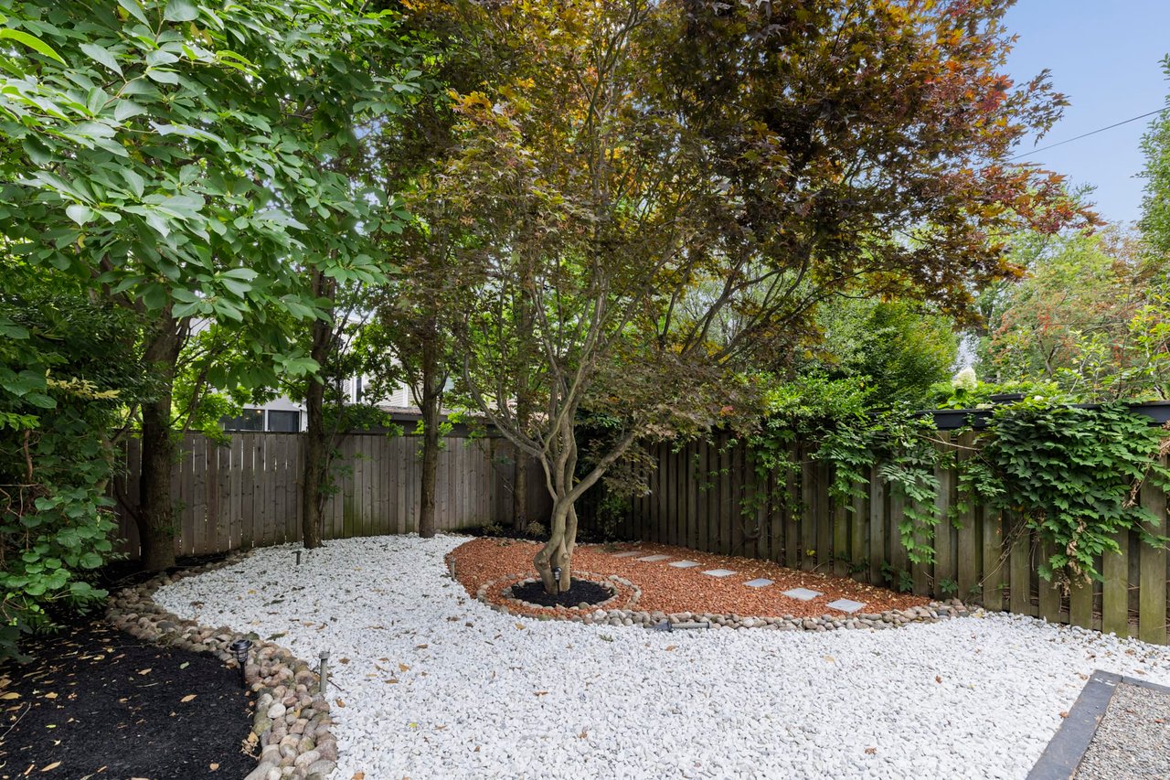 25 Gormley Ave