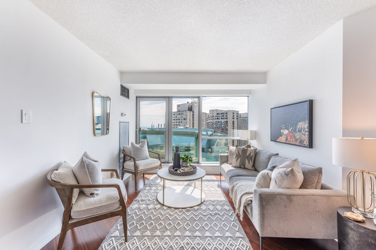3101-10 Yonge St