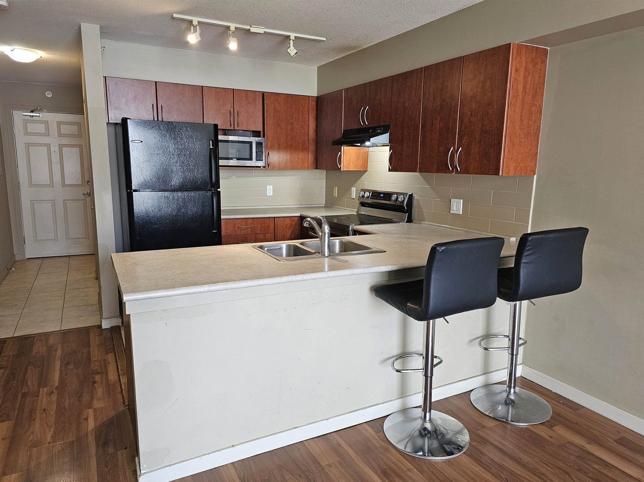 427-40437 Tantalus Rd
