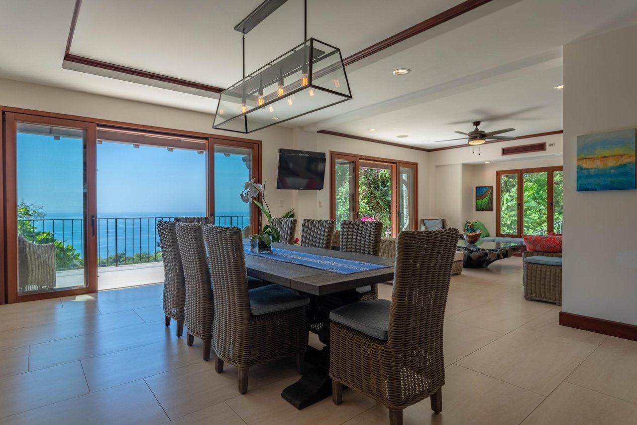 Private Ocean View Estate, Dominical, Puntarenas