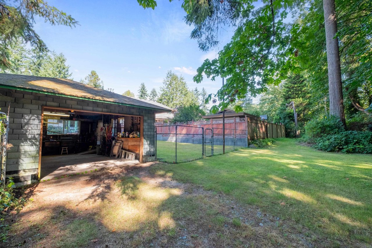 2239 Windridge Dr
