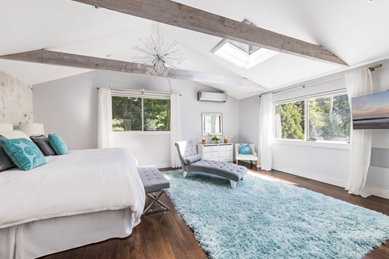 139 Meadows East