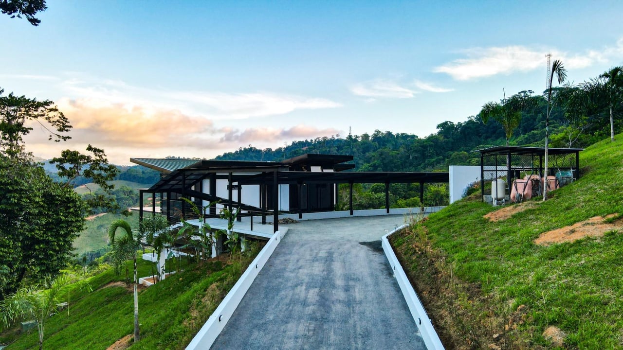 Boutique Hotel Rental Investment, Dominical, Puntarenas