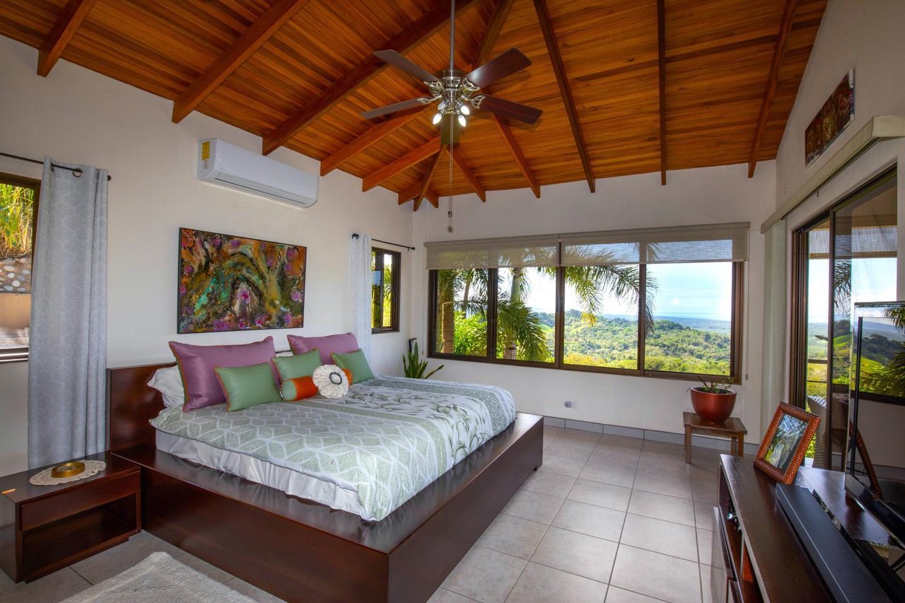 Elegant & Relaxing Beautiful 3 Bedroom Home With Mountain and Ocean Views 3