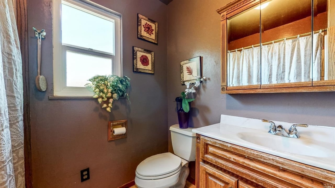 5 San Carlos Dr