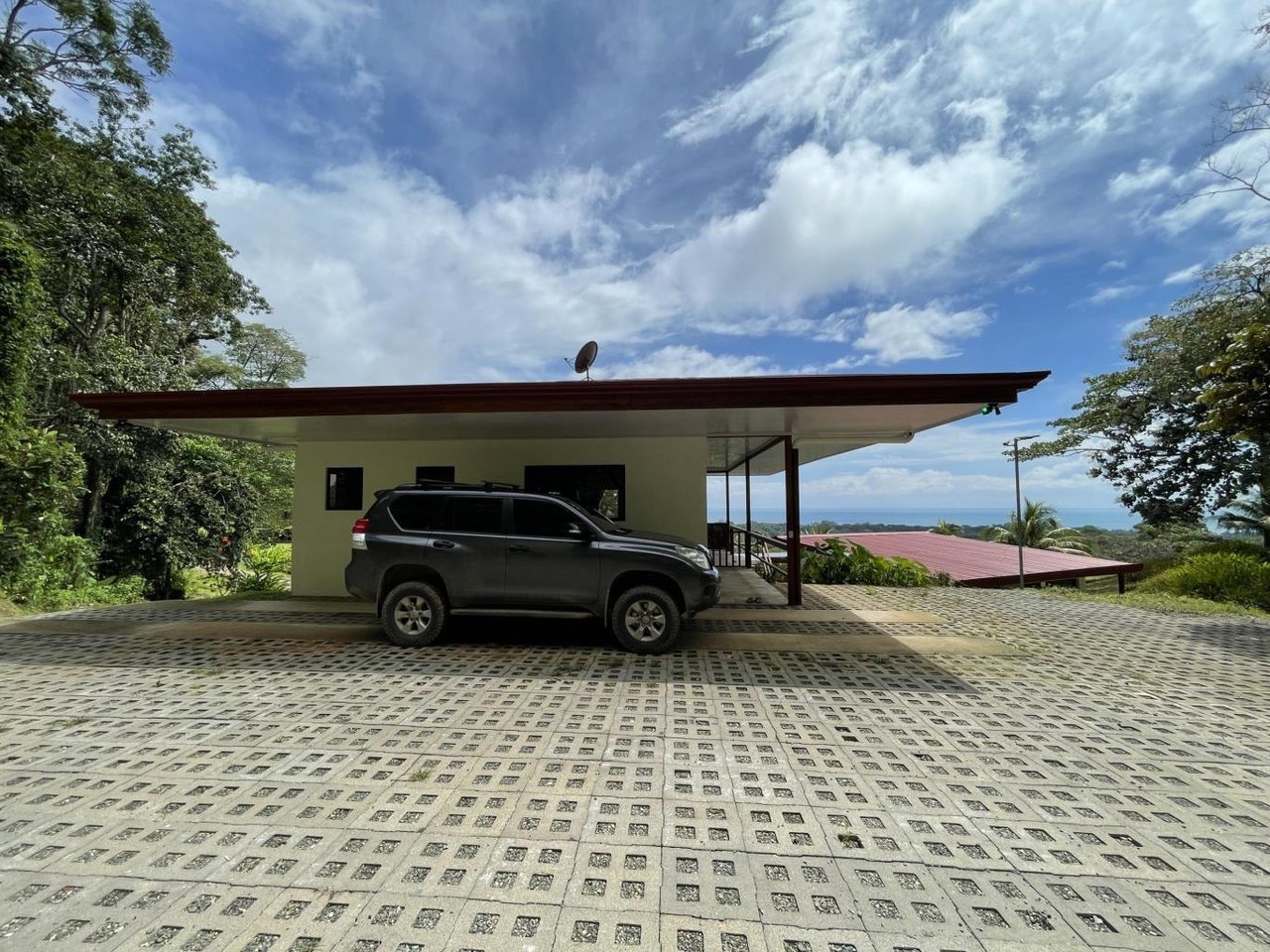 4 Bedroom Ocean View Home With Pool in Gated Community With Great Access 1.2 Acres!!!