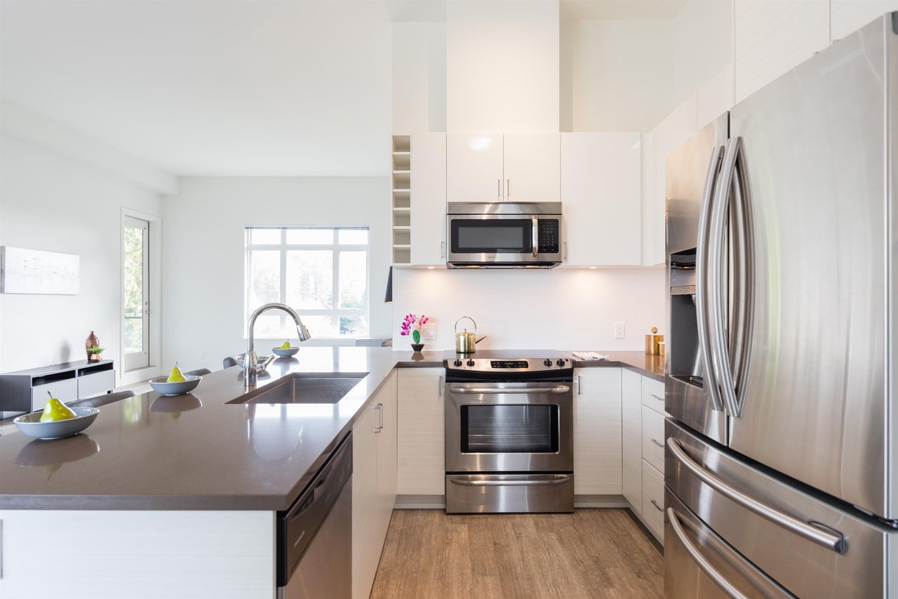 411-13919 Fraser Hwy