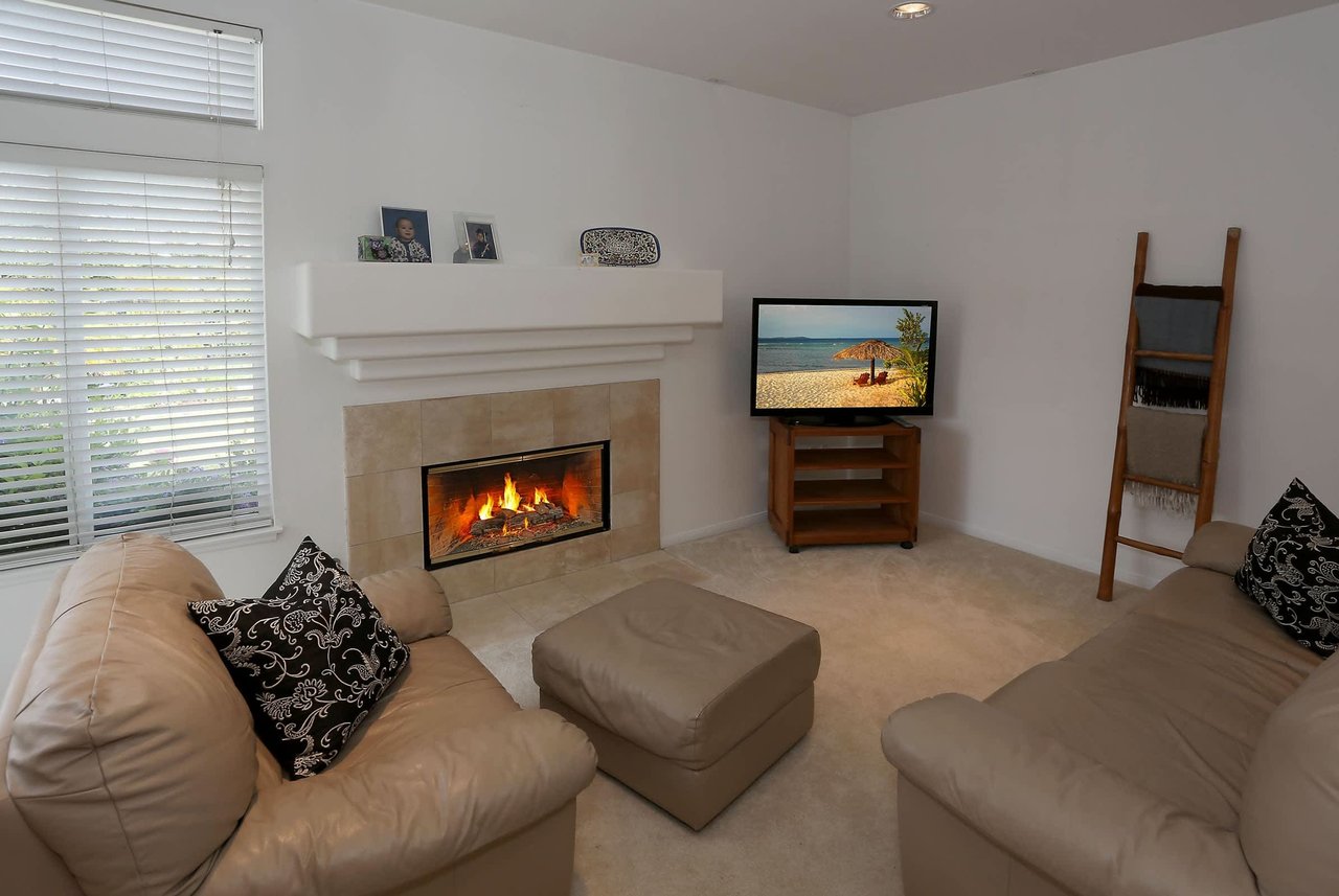 55 Touran Ln