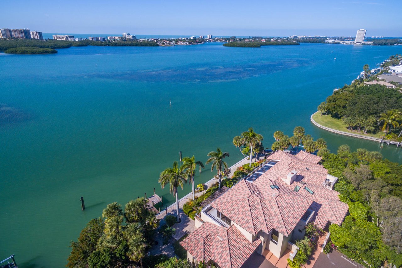 682 Mourning Dove Dr