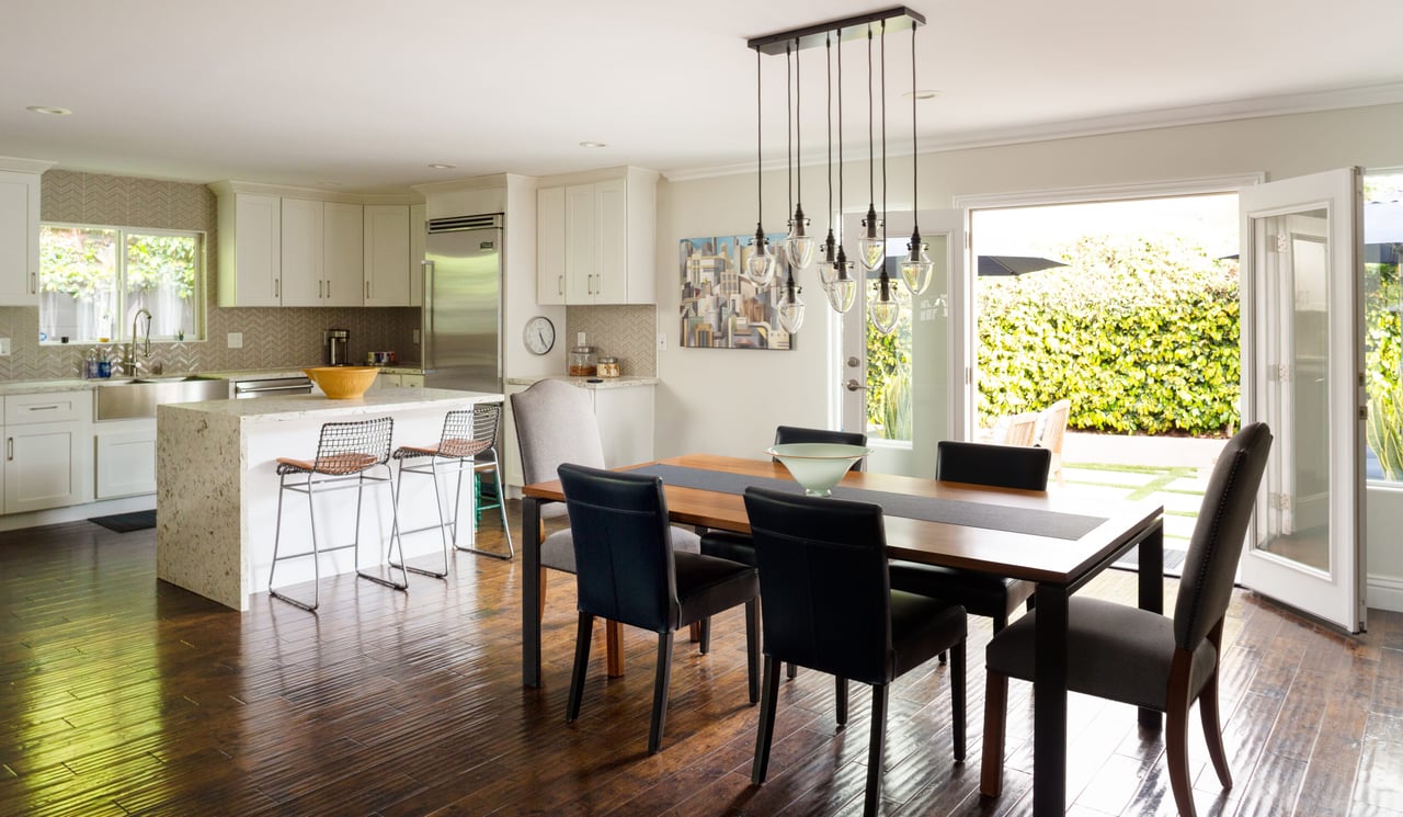 8006 Kittyhawk in Westchester 
