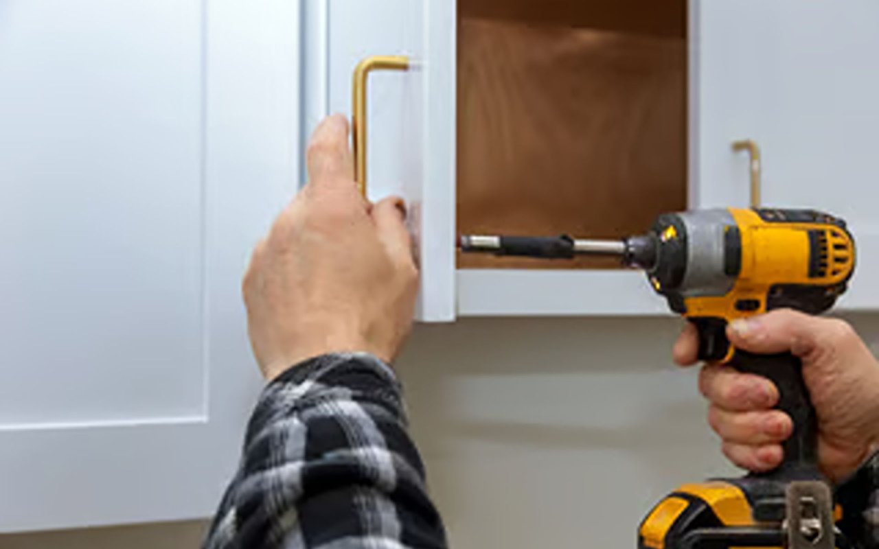 How To Update Kitchen Cabinets