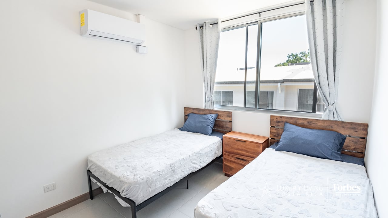 21565 - Corner house with 3 furnished bedrooms, a patio, in Cariari