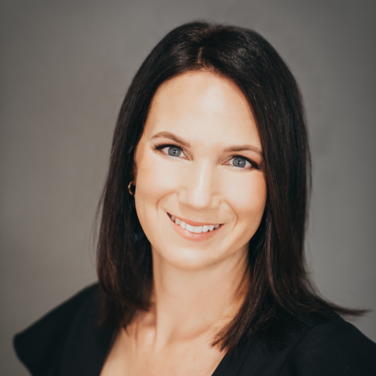 Ashley Cooley Golden, CO Real Estate Agent Headshot
