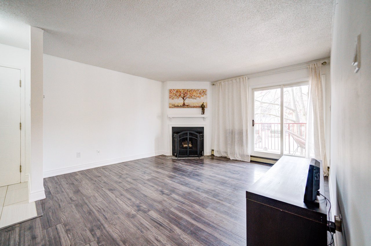 #521 - 1514 Pilgrims Way Unit: 521