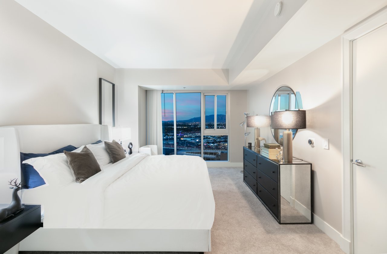 2700 Las Vegas Boulevard 2303
