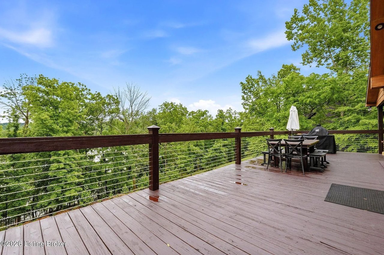 29 River Run Ln