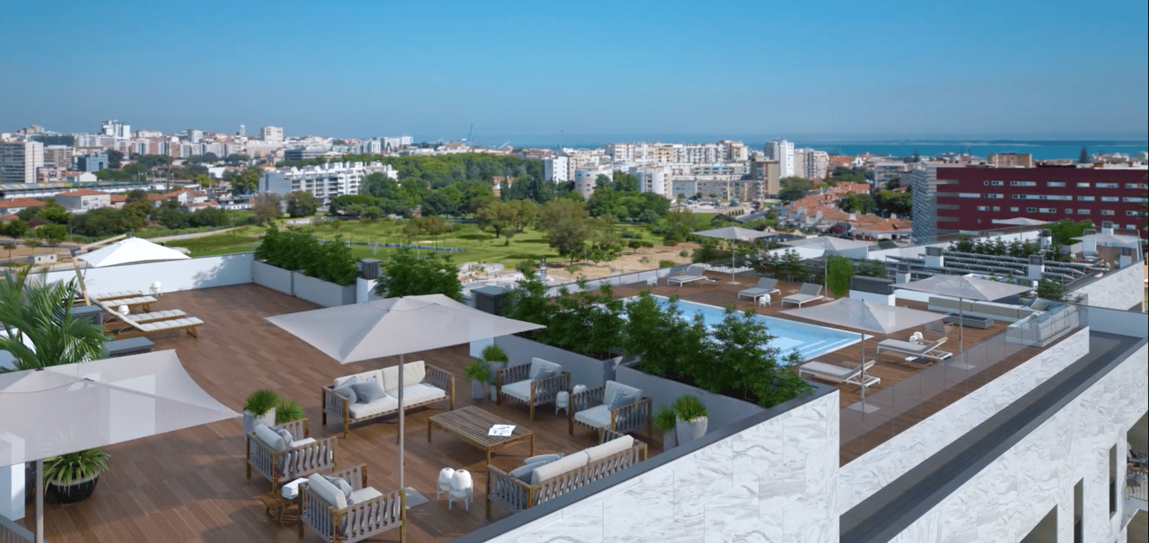 Modern 3-Bedroom Apartment with Expansive Terrace and Garage – Elevated Living in Setúbal, Portugal