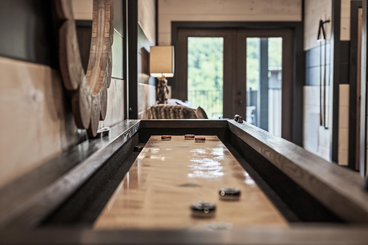 1362 Rambling Creek Way