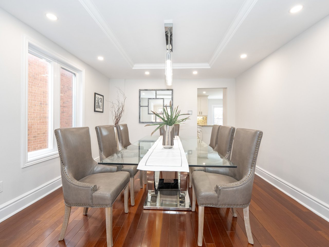146 Valleymede Dr