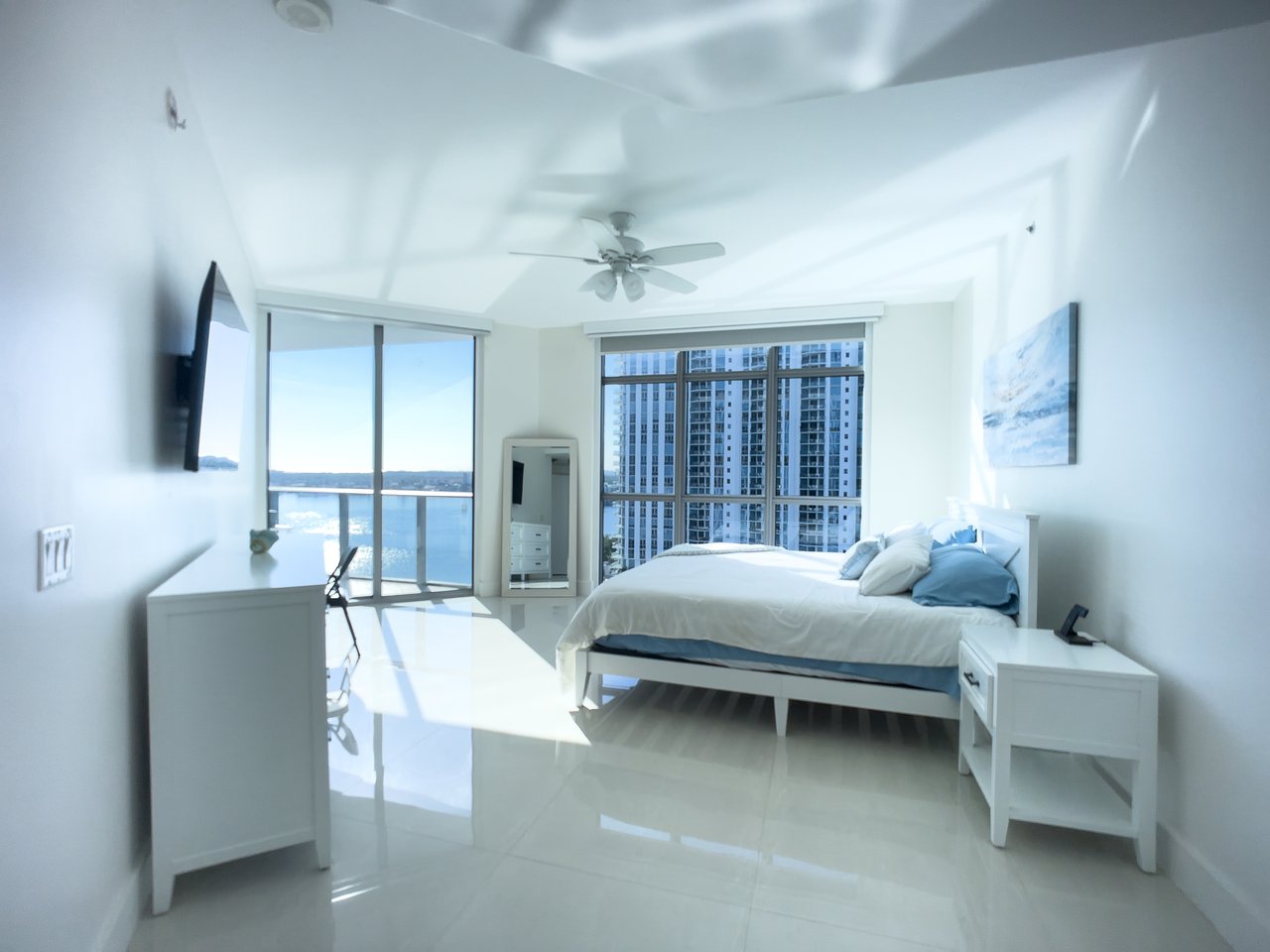 17301 Biscayne Blvd #1203