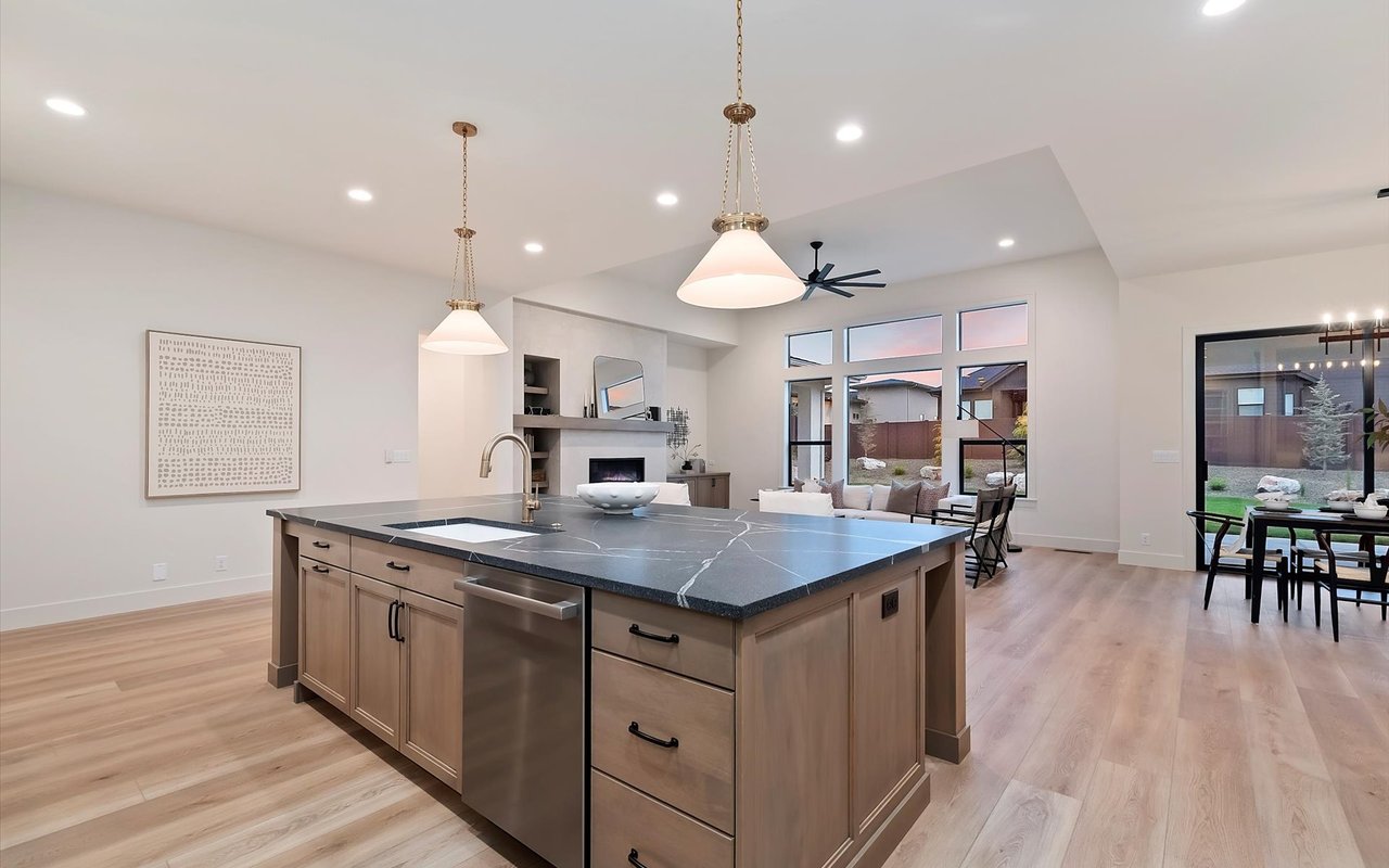 Modern Prairie Style Home in Serene Star, Idaho