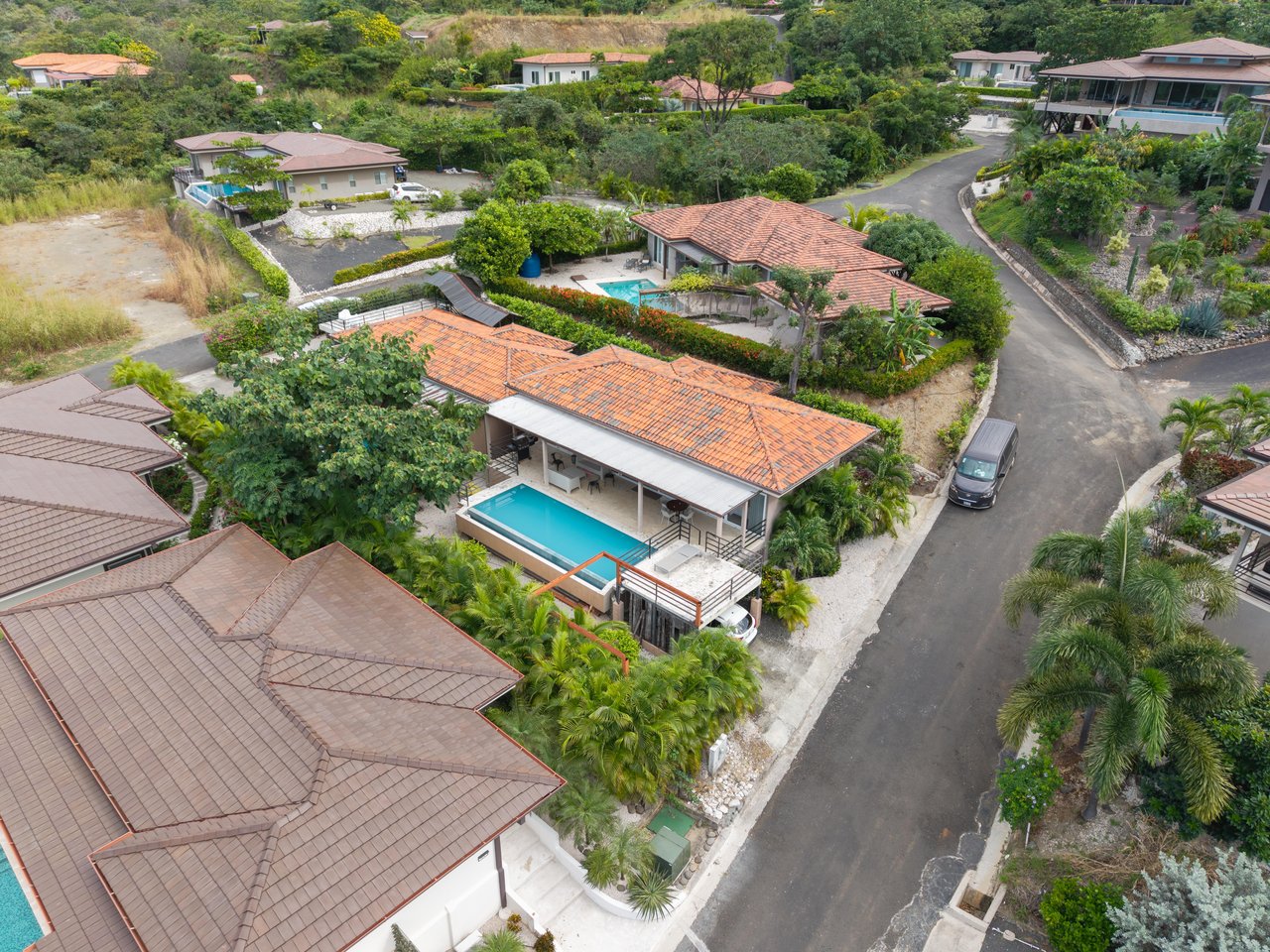 Casa Dos Cocos | Welcome to Dos Rios 44A and 44B, in the beautiful and sought after community of Mar Vista!