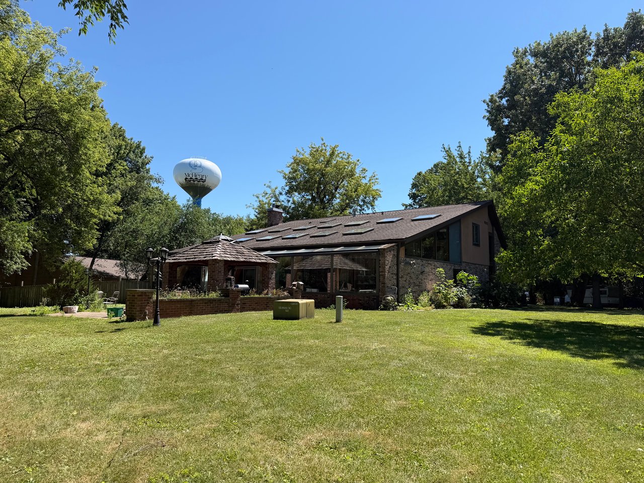 2816 Maryville Drive