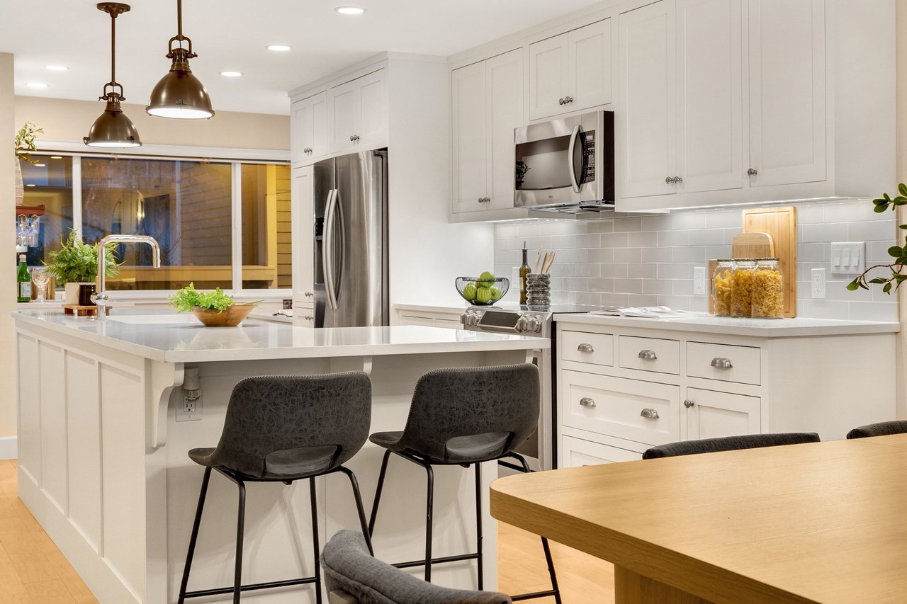 6620 Lake Washington Boulevard NE Unit: 303