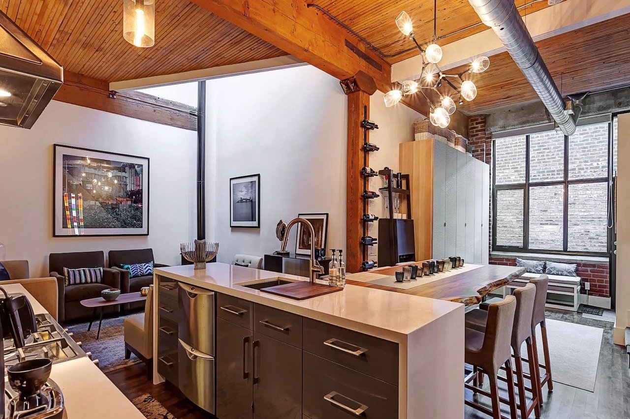 200 Clinton St #4