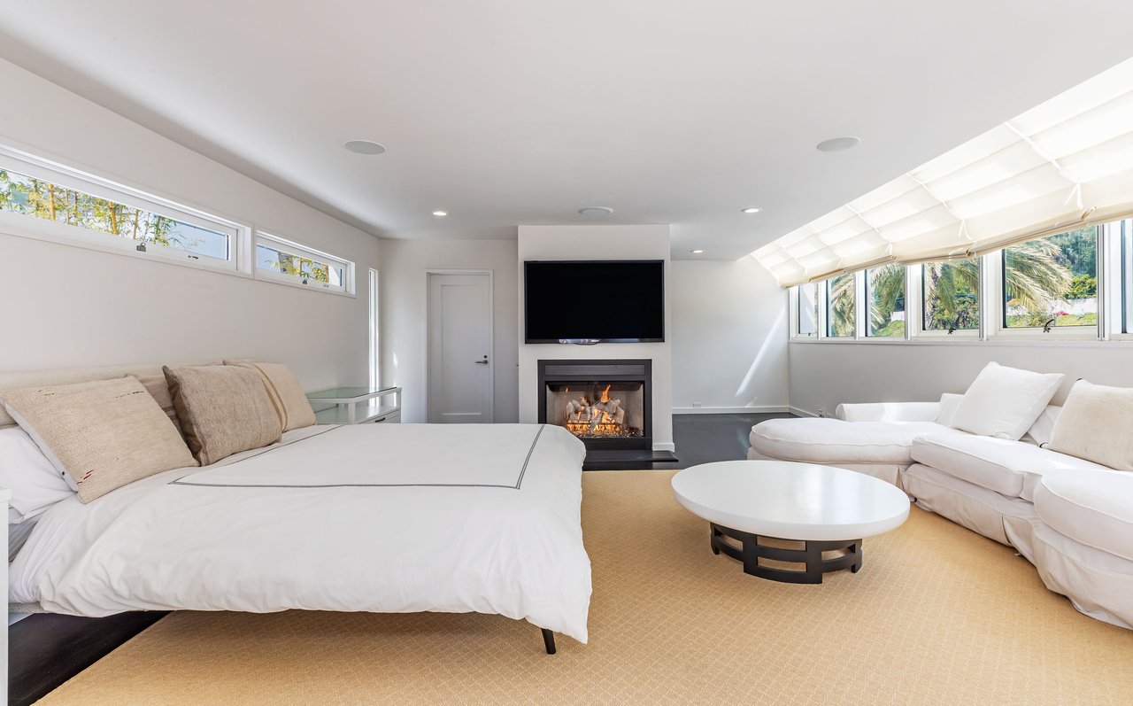 27420 Pacific Coast Hwy, Malibu