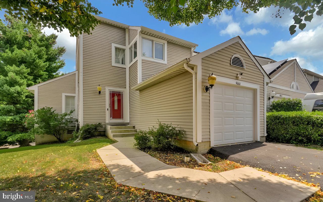 4660 Winterberry Lane, Oxon Hill, MD 20745 Now Has a New Price of $2,850!