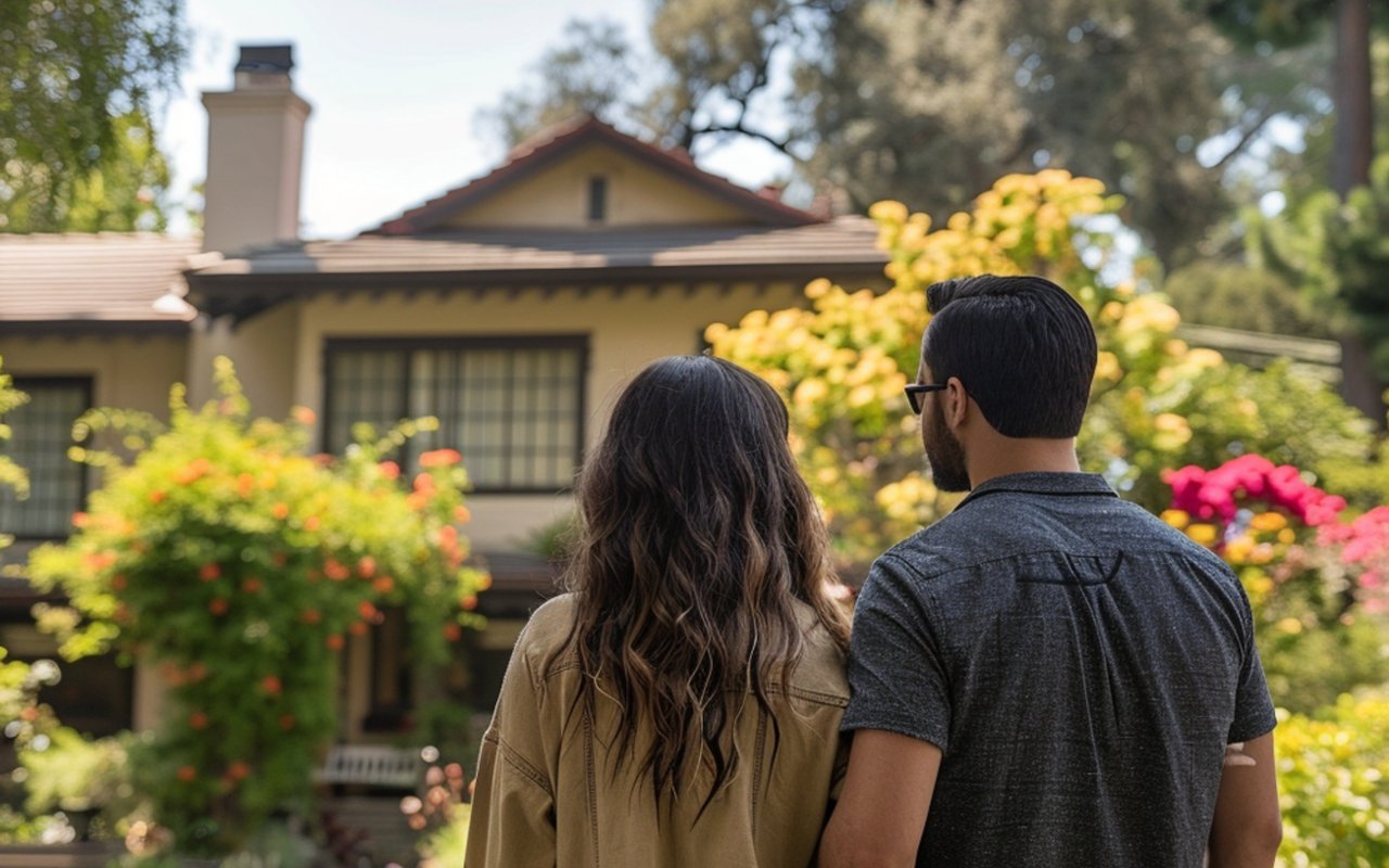 Finding The One: 4 Ways House-Hunting is Like Dating