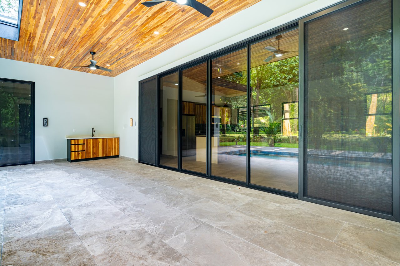 Tres Rios Waterfall House – Nature, Comfort & Elegance Combined, Brand New Construction with Warranty!
