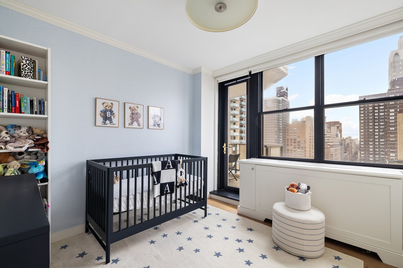 301 East 87th Street Unit 23D