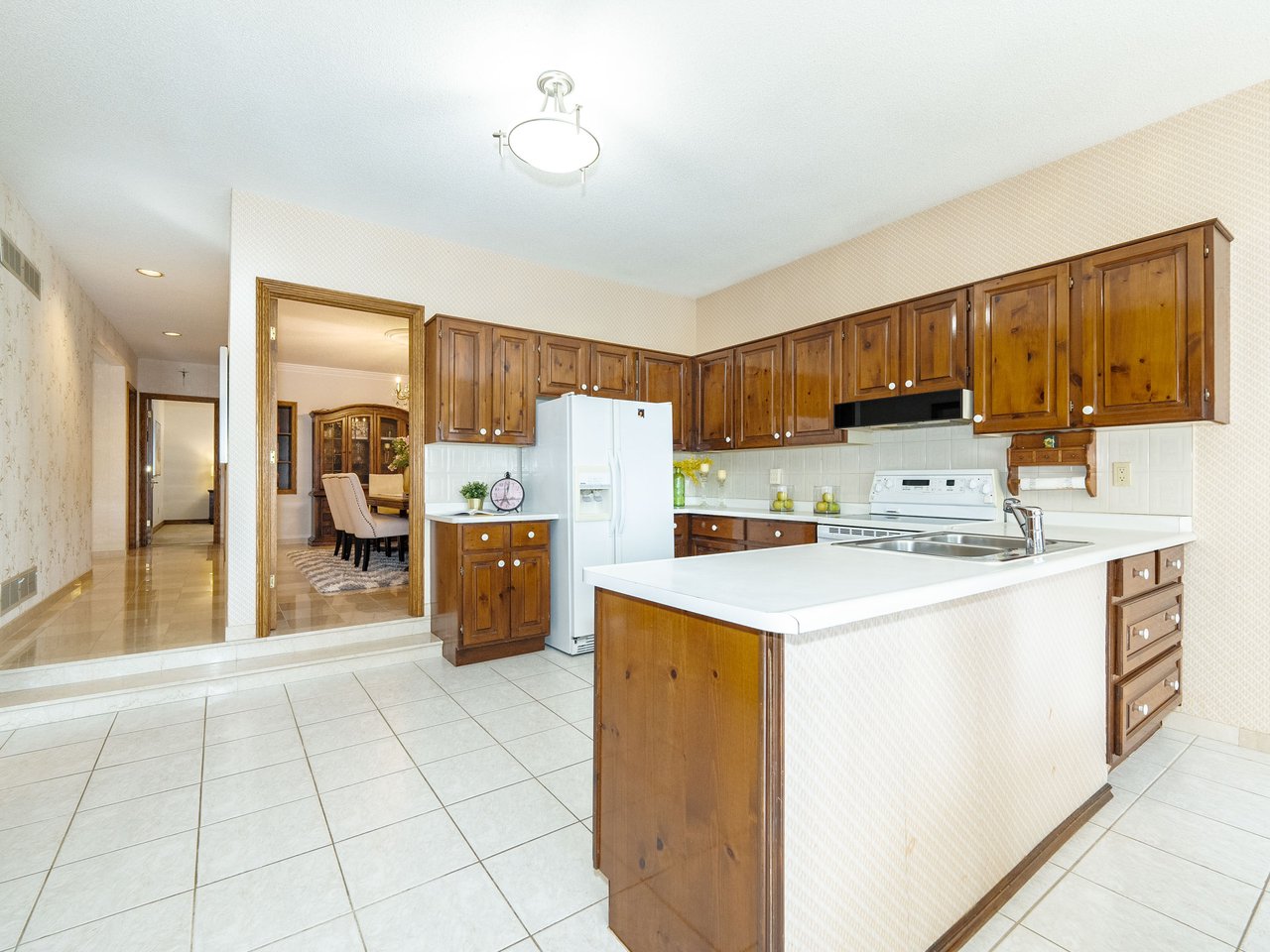 101 Leyburn Ave