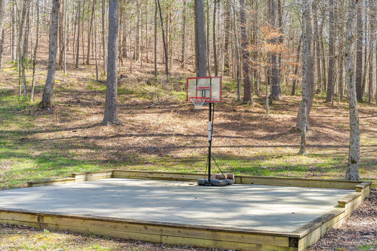 5432 Parker Branch Rd