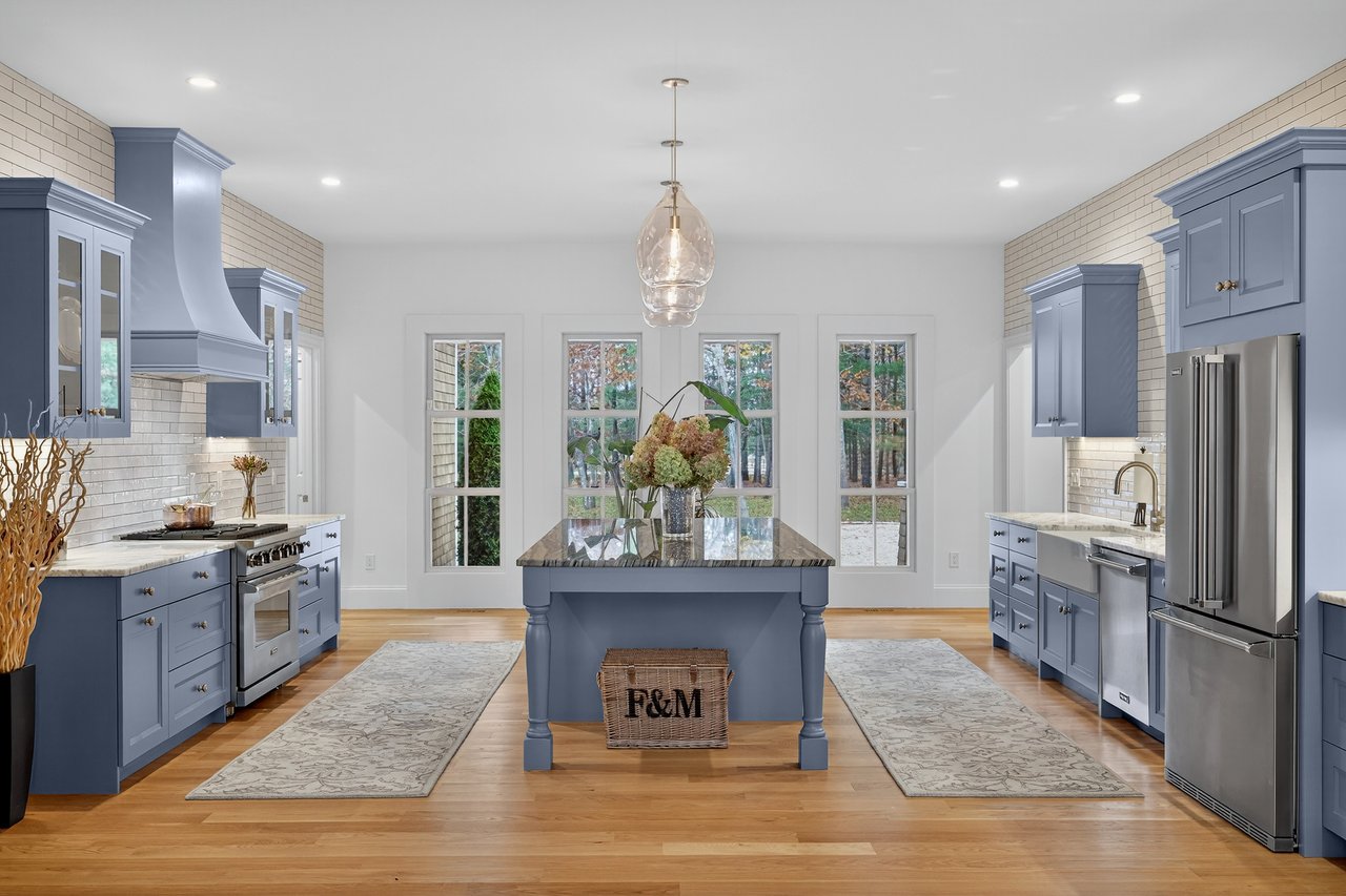 A Turnkey Seapuit Offering in Osterville