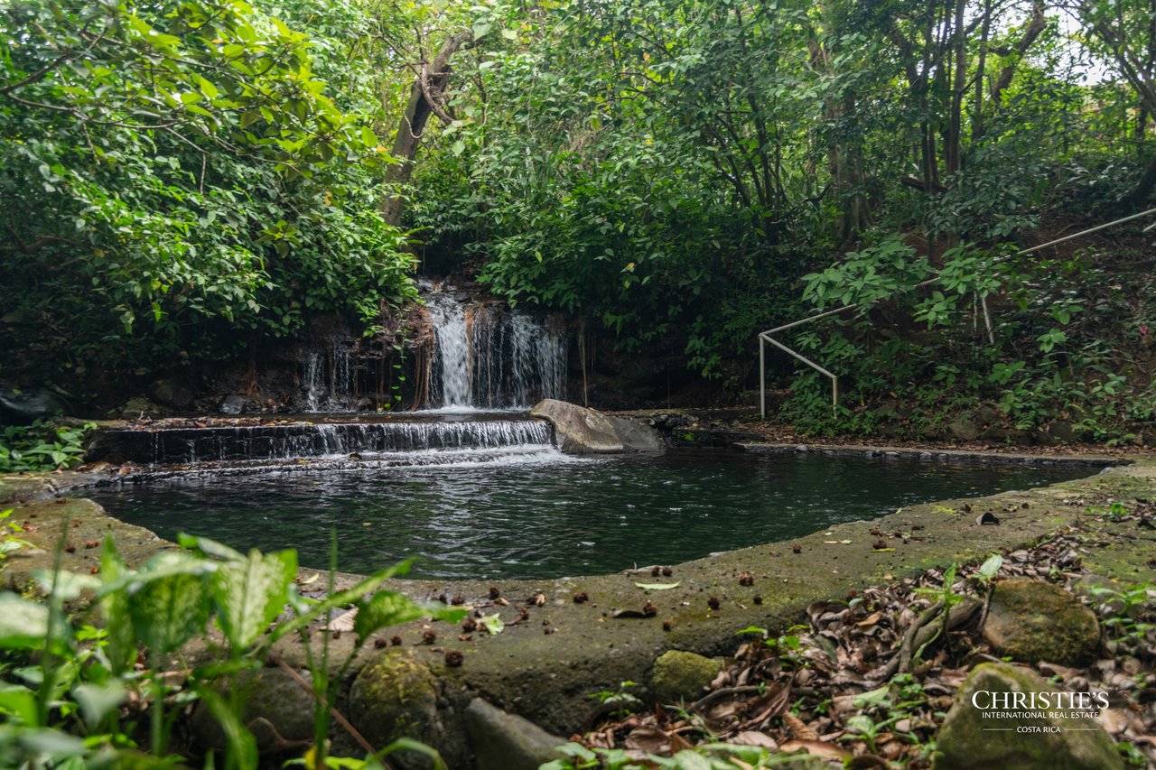 Origins Mineral: A Rare Landholding in Guanacaste’s Volcanic Highlands